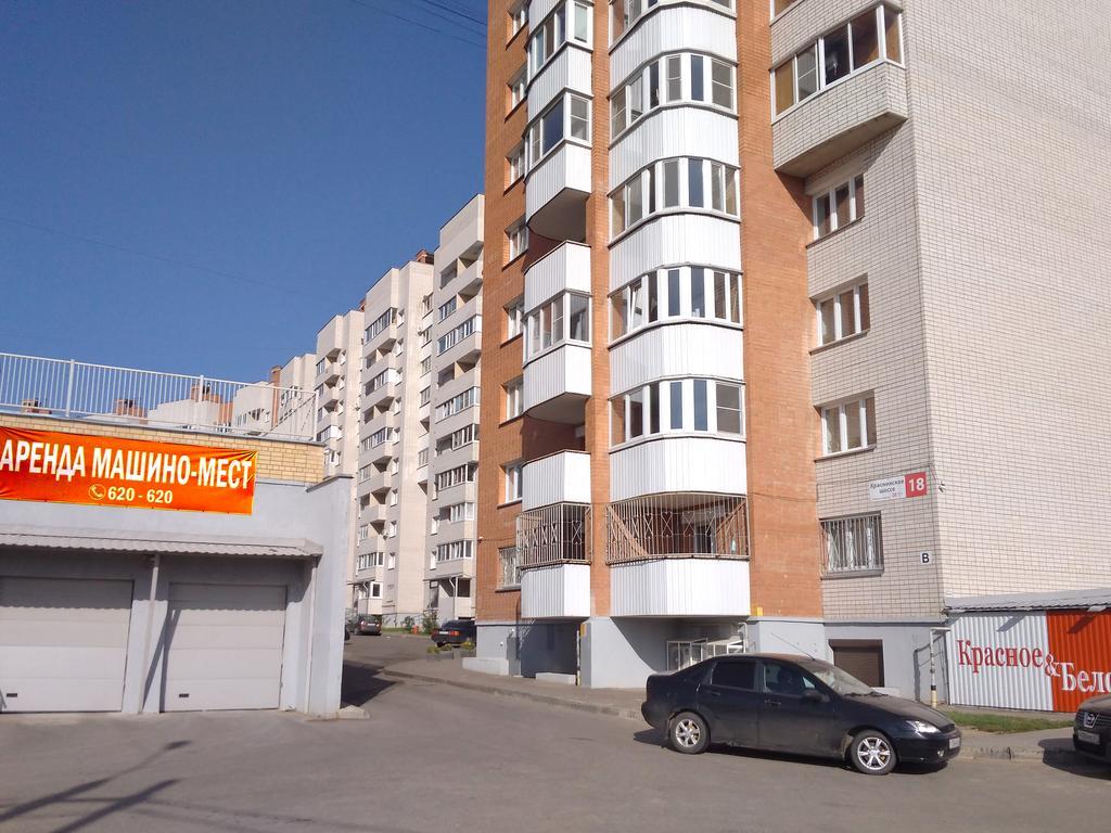 Apartments On Krasninskoye Av. 18 Smolensk Eksteriør billede